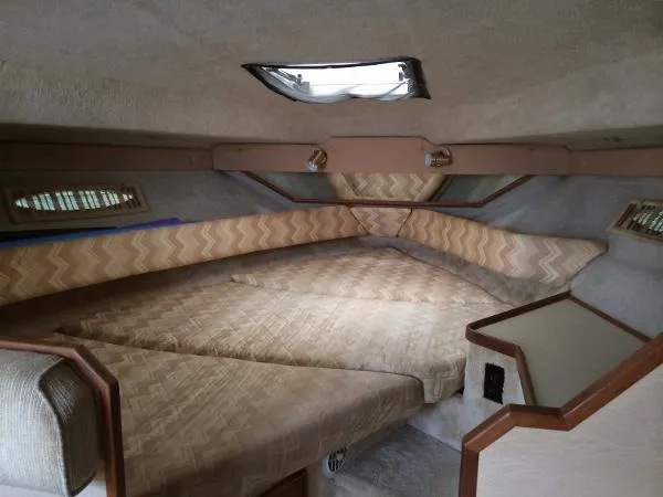 Slide: The Image of Sea Ray 300 Sundancer 1986 - 8