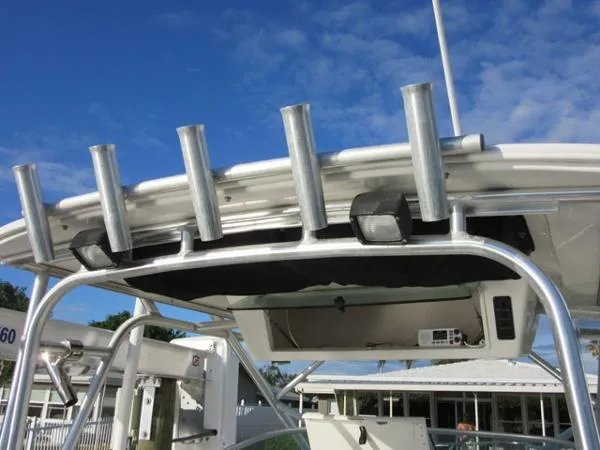 Slide: The Image of Robalo R 235 Walk Around 2005 - 9