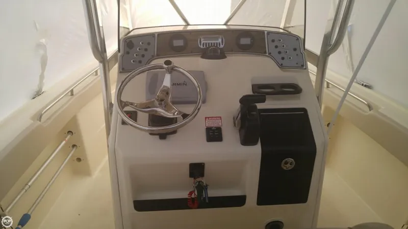 Slide: The Image of Scout 242 Sportfish 2008 - 3