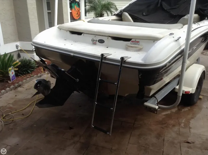 Slide: The Image of Sea Ray 185 Sport 2005 - 10
