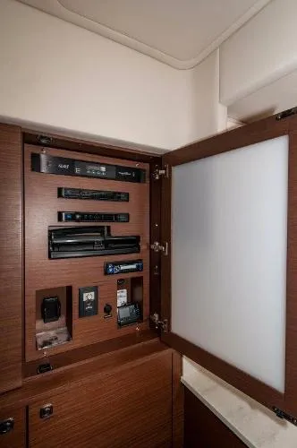 Slide: The Image of Sea Ray 540 Sundancer 2013 - 11