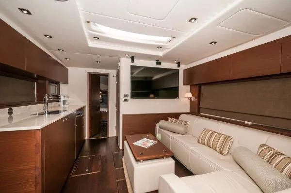 Slide: The Image of Sea Ray 540 Sundancer 2013 - 3