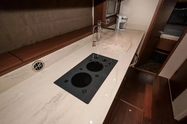 Slide: The Image of Sea Ray 540 Sundancer 2013 - 8