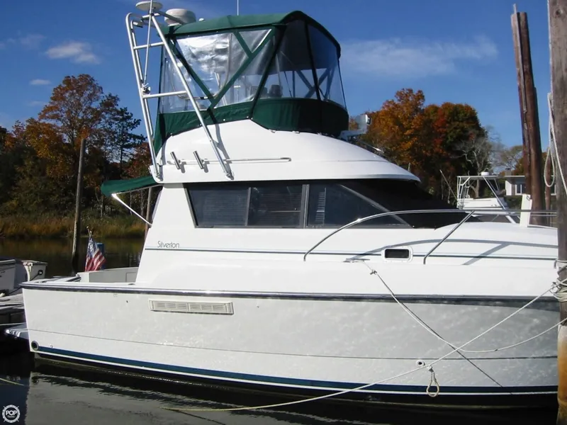 Slide: The Image of Silverton 31 Convertible 1992 - 10
