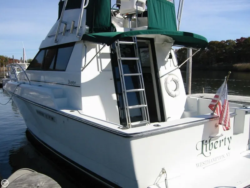 Slide: The Image of Silverton 31 Convertible 1992 - 5