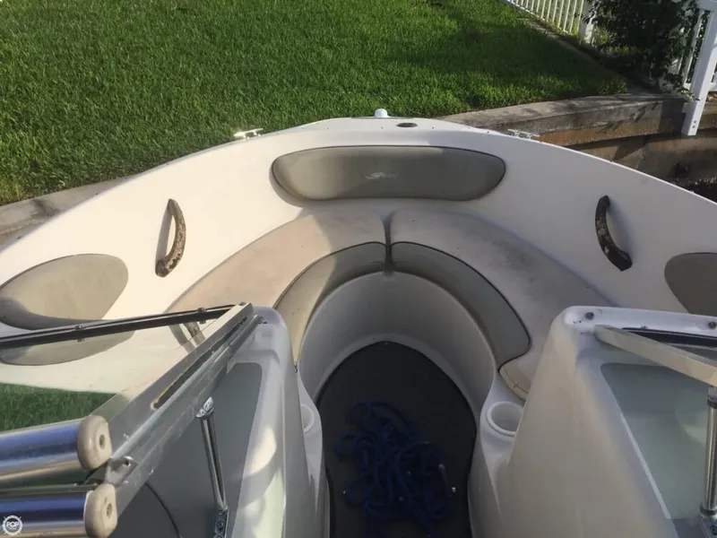 Slide: The Image of Sea Ray 200 Sport 2004 - 7