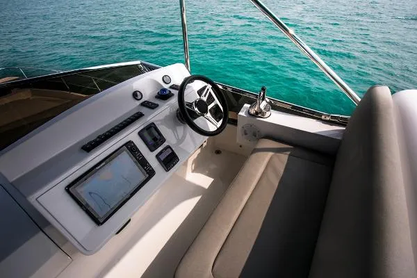 Slide: The Image of Hudson 48 PowerCat 2016 - 7