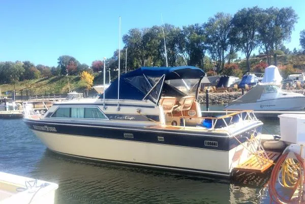 Slide: The Image of Chris Craft1 281 Catalina Express 1983 - 0