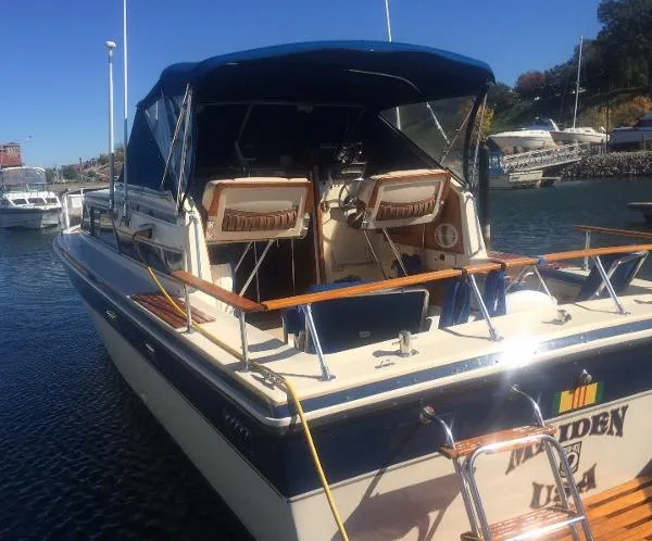 Slide: The Image of Chris Craft1 281 Catalina Express 1983 - 1