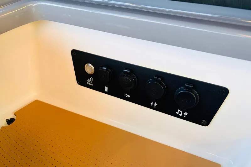 Slide: The Image of Control panel in 2026 Nautique Super Air Nautique G25 Paragon boat. - 40