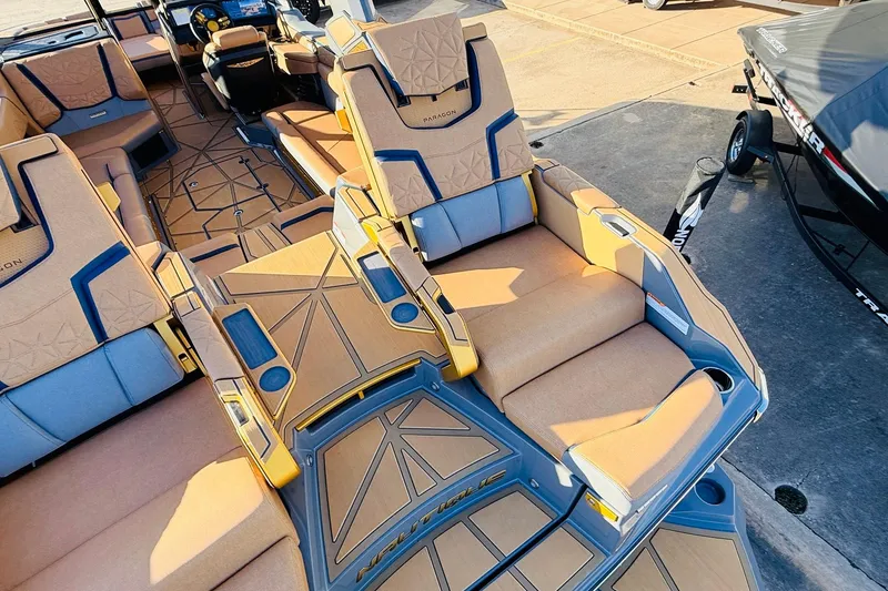 Slide: The Image of Luxurious interior of 2026 Nautique Super Air Nautique G25 Paragon boat. - 81