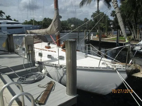 Slide: The Image of Cascade 36 Sloop 1975 - 1