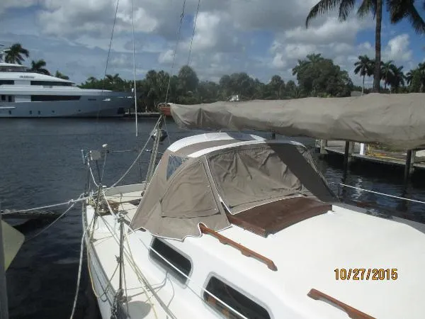 Slide: The Image of Cascade 36 Sloop 1975 - 3