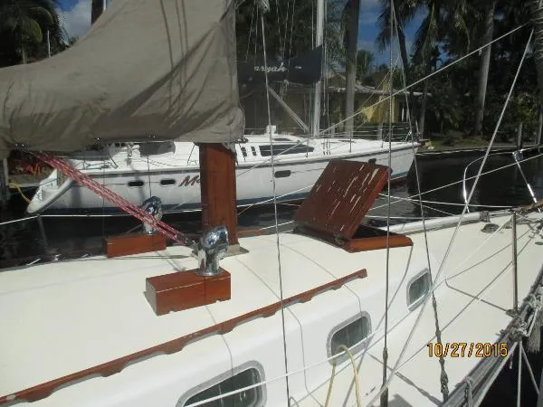 Slide: The Image of Cascade 36 Sloop 1975 - 9