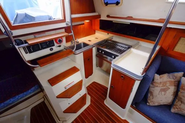 Slide: The Image of Canadian Sailcraft CS30 1988 - 1