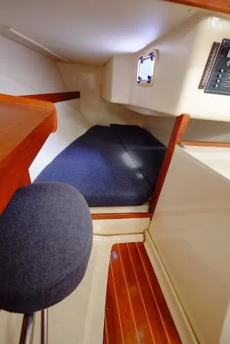 Slide: The Image of Canadian Sailcraft CS30 1988 - 3