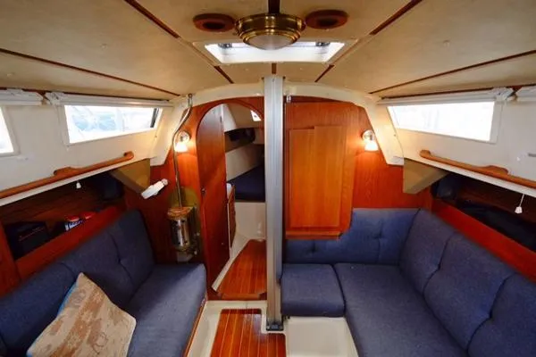 Slide: The Image of Canadian Sailcraft CS30 1988 - 8