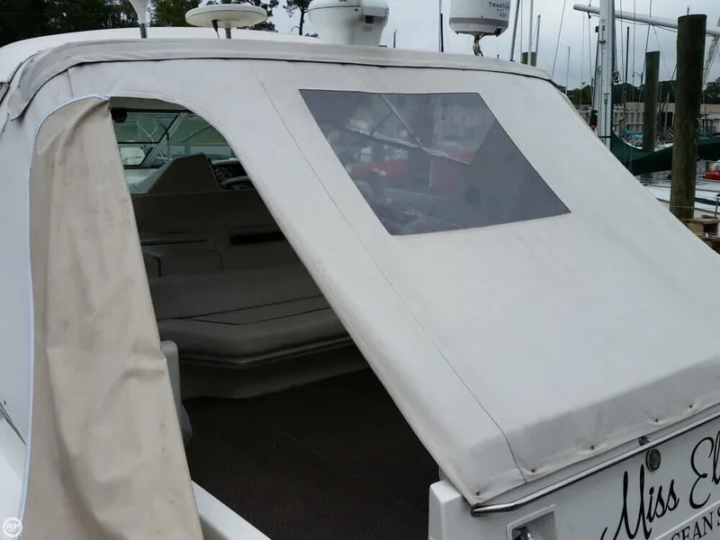 Slide: The Image of Sea Ray 440 Sundancer 1995 - 7