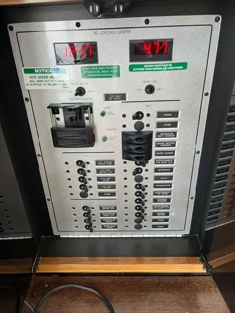 Slide: The Image of Marquis 40 SC 2008 - 59