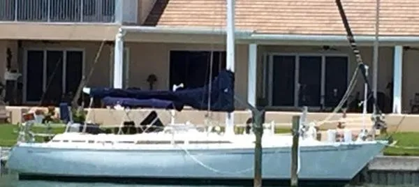 Slide: The Image of Gulfstar / Hirsh 45 CC Sloop 1985 - 0