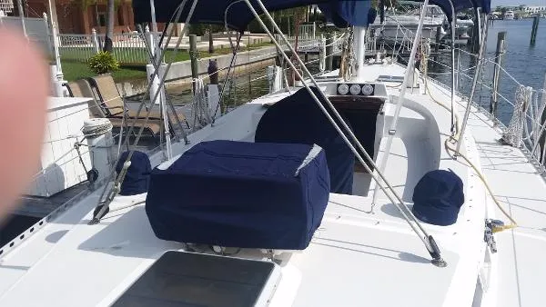 Slide: The Image of Gulfstar / Hirsh 45 CC Sloop 1985 - 7