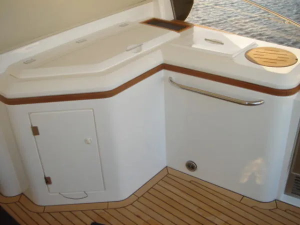 Slide: The Image of Sunseeker Predator 68 2005 - 11