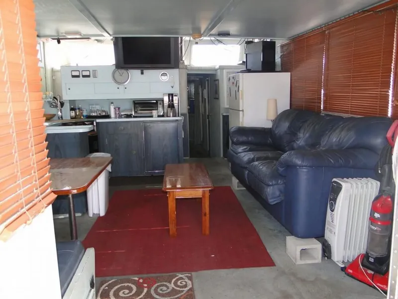 Slide: The Image of Monk 52 PilotHouse Sedan 1970 - 6