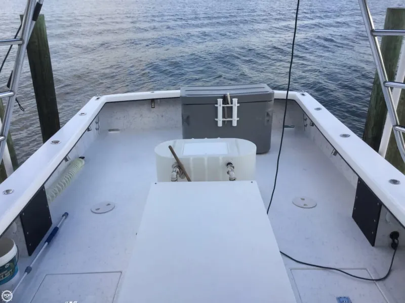 Slide: The Image of Sabalo 32 2000 - 11