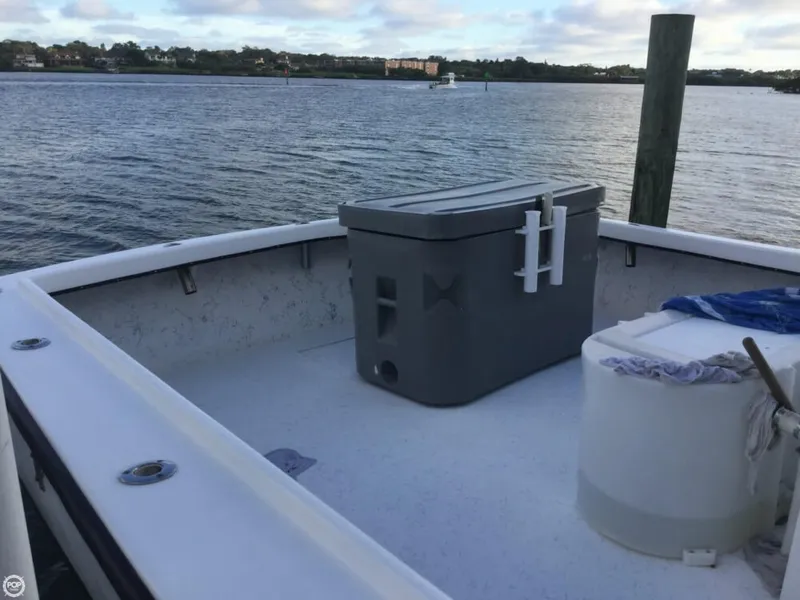 Slide: The Image of Sabalo 32 2000 - 7