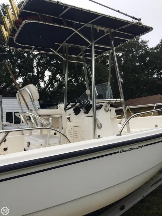 Slide: The Image of Boston Whaler 180 Dauntless 2002 - 6