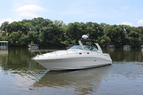 Slide: The Image of Sea Ray 340 Sundancer 2004 - 1