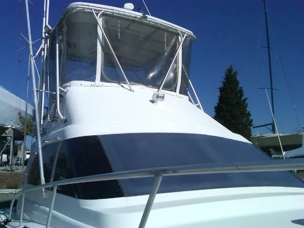 Slide: The Image of Luhrs 35 Convertible 1995 - 10