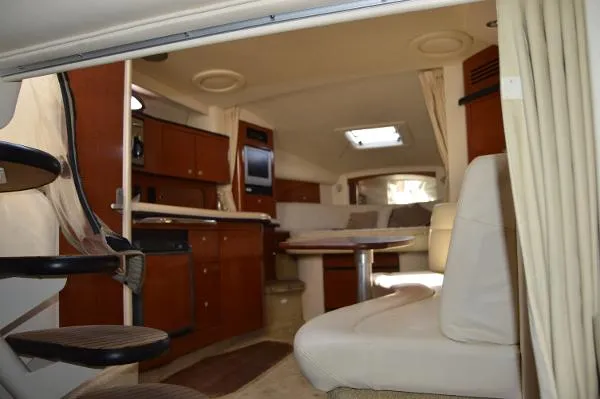 Slide: The Image of Sea Ray 320 Sundancer 2005 - 11