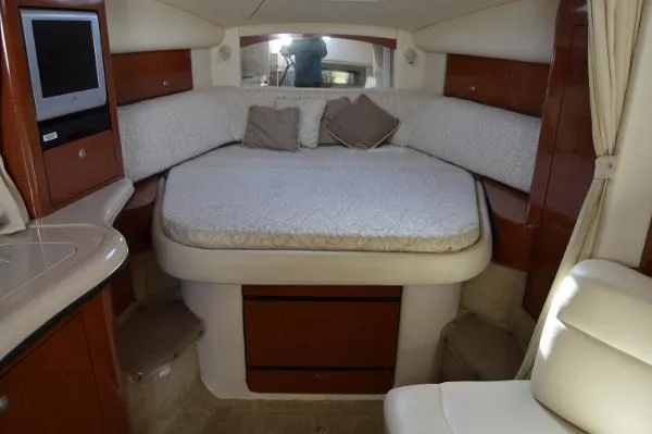 Slide: The Image of Sea Ray 320 Sundancer 2005 - 9