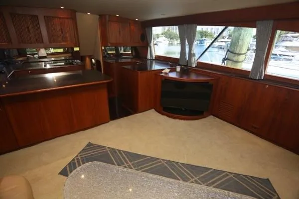 Slide: The Image of T & D Hatteras/Bertram/Viking Sportfish 1992 - 4