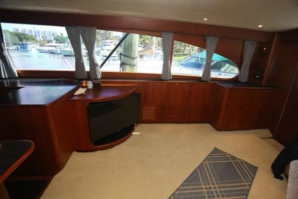 Slide: The Image of T & D Hatteras/Bertram/Viking Sportfish 1992 - 5