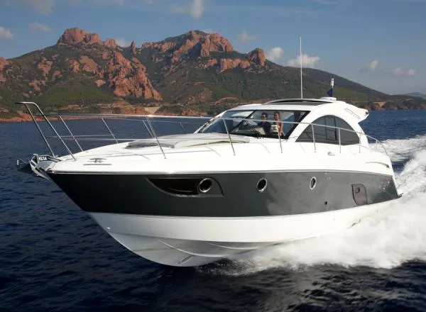 Slide: The Image of Beneteau Gran Turismo 44 2015 - 3