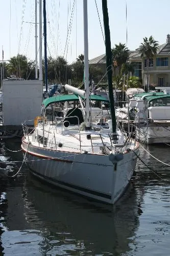 Slide: The Image of Beneteau 40 Center Cockpit 2002 - 4