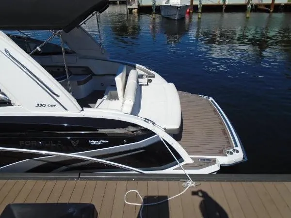Slide: The Image of Formula 330 Crossover Bowrider 2015 - 7