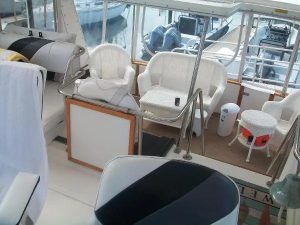 Slide: The Image of Sea Ray 440 Aft Cabin 1989 - 5