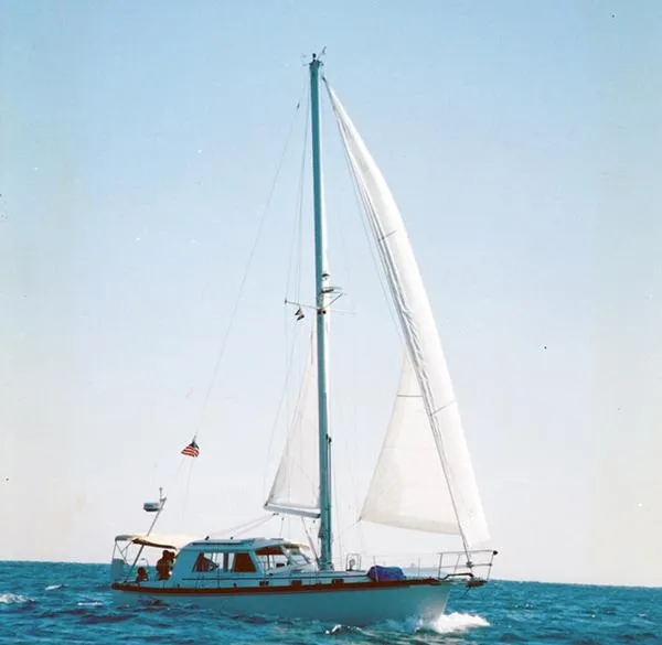 Slide: The Image of Cabo Rico Northeast 400 2000 - 1