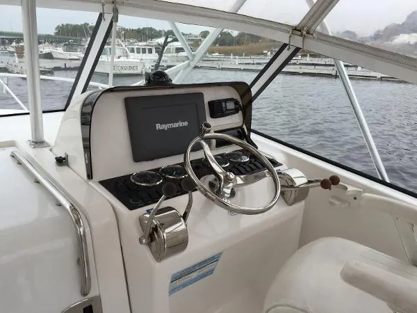 Slide: The Image of Luhrs 28 Open 2006 - 6