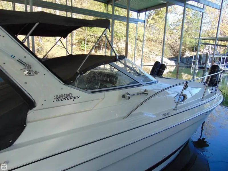 Slide: The Image of Wellcraft 2800 Martinique 1999 - 11