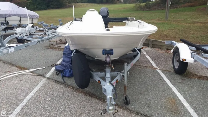 Slide: The Image of Boston Whaler 150 Super Sport 2010 - 9