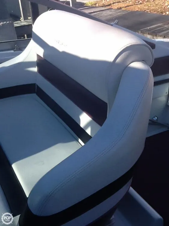 Slide: The Image of Carver Yachts 2587 Allegra 1989 - 3