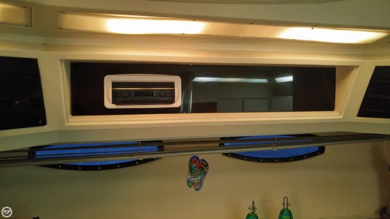 Slide: The Image of Wellcraft 3400 Gran Sport 1987 - 9