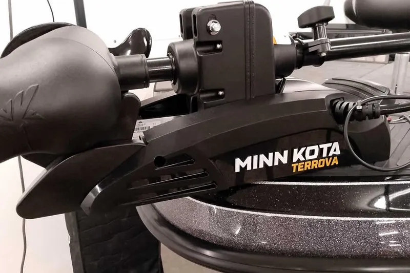 Slide: The Image of Minn Kota Terrova motor on 2026 Ranger 622FS Pro boat. - 7