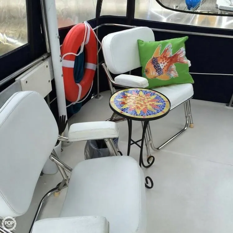 Slide: The Image of Bayliner Series 4387 1991 - 5