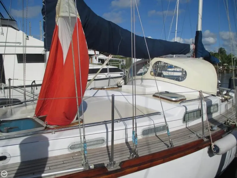 Slide: The Image of VHV Marine Durban 43 Ketch 1983 - 1