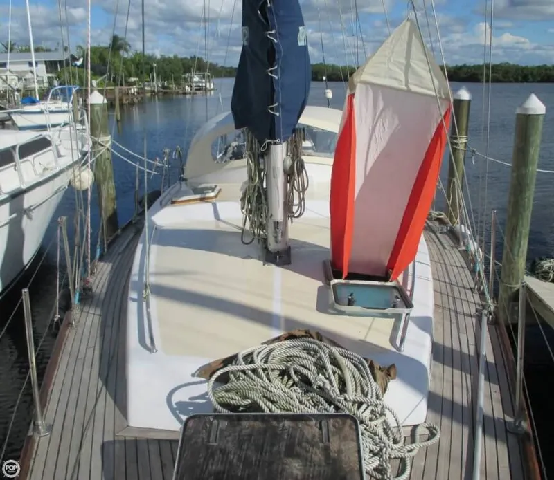 Slide: The Image of VHV Marine Durban 43 Ketch 1983 - 2